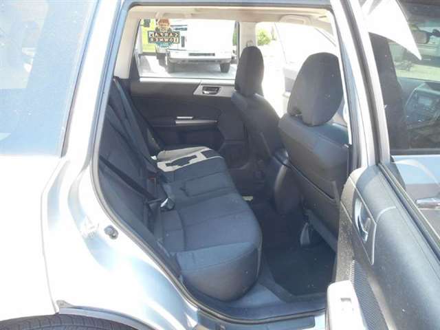 2012 Subaru Forester AWD 2.5X Premium 4dr Wagon 4A